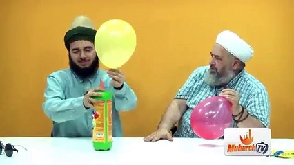 Helyum gazı çekip sarı çiçeğe soru soran muhteremler