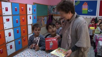 Öğrenciler kitaplarla buluşuyor