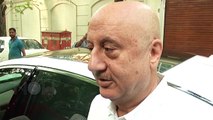 Emotional Anupam Kher CRIES &  Says, Sridevi Is ALIVE  | At SRIDEVI'S Funeral