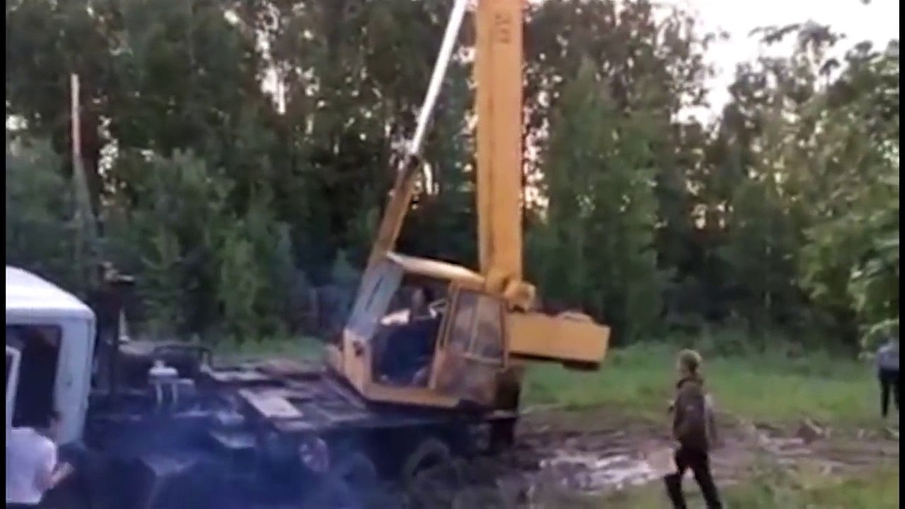 Idiots At Work Fails Mechanical Crane Lifting Failure video Dailymotion