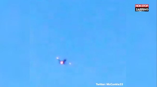 Etats-Unis : Un avion en feu contraint d’atterrir d’urgence (Vidéo)