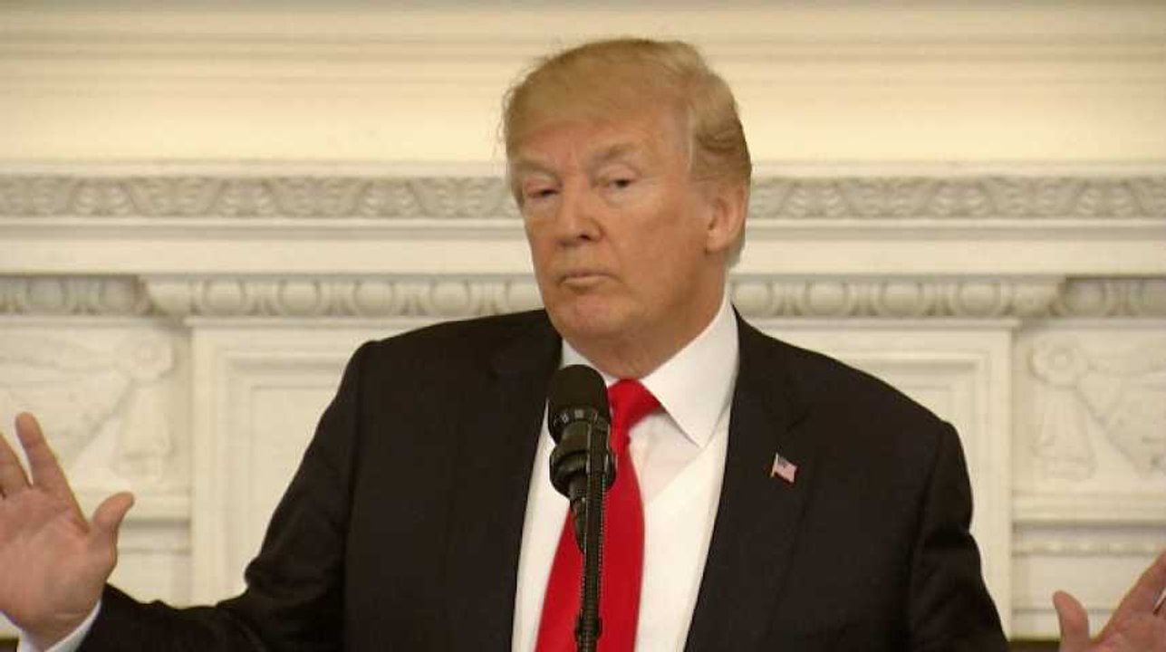 Trump: "Je serais rentré dans l'école, même sans arme"