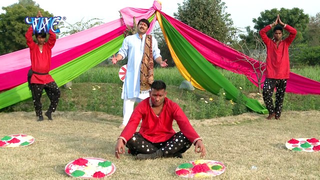 रंग लेके दौड़े Rang Leke Daure - (Bhojpuri Holi Song )