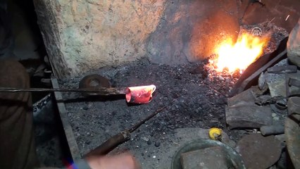 Soyadını mesleğinden alan usta, çırak bulamamaktan yakınıyor - ANTALYA