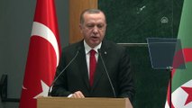 Cumhurbaşkanı Erdoğan: '3.5 milyar dolarlık ticaret hacmini yeterli bulmuyorum' - CEZAYİR