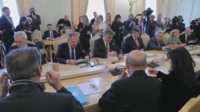 Le Drian destaca en Moscú lo que une a Francia y Rusia más que a desacuerdos