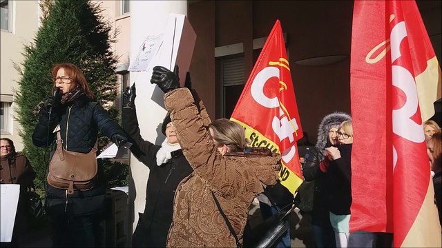 Nouvelle manifestation pour sauver la maternité de Saint-Chamond