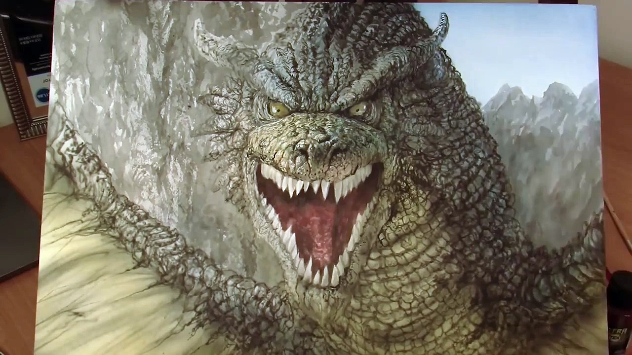 Artist Draws Detailed Painting of Dragon