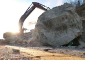 Giant Boulder Crashes Onto Ohio Highway, Shutting Road for Cleanup
