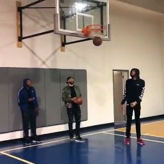 Lonzo Ball perd un match de HORSE contre... Bow Wow