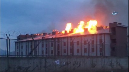 Doğubayazıt’ta 1. Mekanize Tugay Komutanlığı’nda yangın