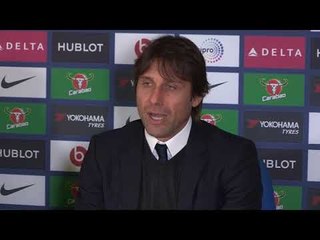 Chelsea boss Conte toast champagne with media to celebrate Christmas