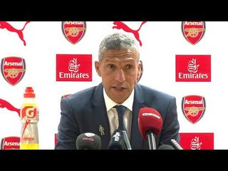 Hughton: Arsene Wenger is Outstanding