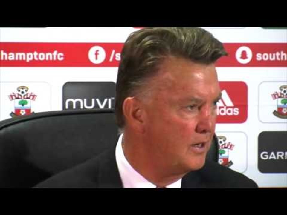 Louis Van Gaal  - Martial speaks no English