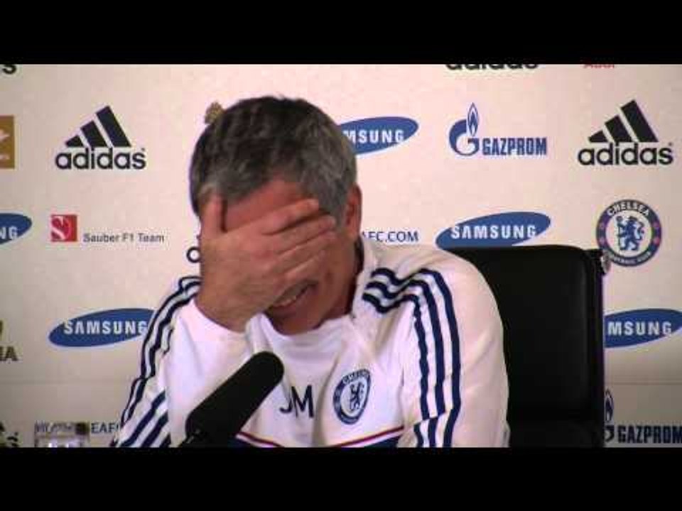 FUNNY! Strange noise from Chelsea player interrupts Jose Mourinho's press conference