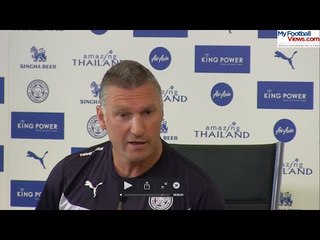 Nigel Pearson argues with 5 Live's Pat Murphy