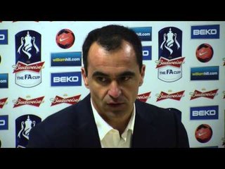 Roberto Martinez: Bryan Oviedo suffered double leg fracture