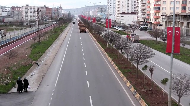 Suriye sınırına askeri sevkiyat - Askeri araçlar Kilis'e ulaştı - KİLİS