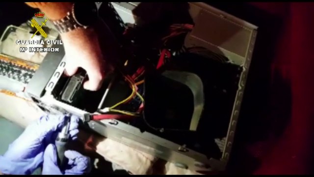 La Guardia Civil detiene a un hacker por ataques informáticos durante elecciones en Cataluña