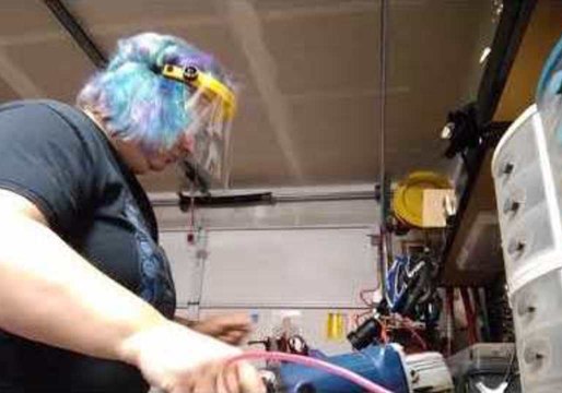 Gun Owner Destroys Her AR-15 as Response to Florida High School Shooting