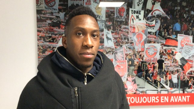 Yeni Ngbakoto, vous êtes plutôt...