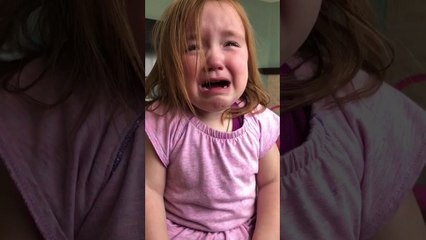 Une fillette accro aux gaufres