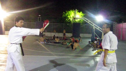 CLB Taekwondo ĐH Thăng Long thứ 5 15-9-2016 trung thu MVI_6401