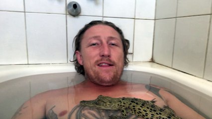 I Love to Have a Bath with Swampy