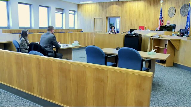 Contractor Shocks Customers by Turning Himself in to Authorities for Stealing Their Money