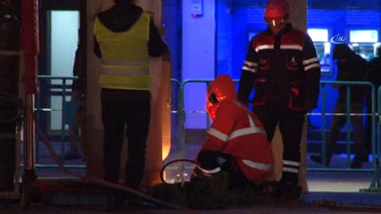 Taksim’de atıl durumdaki aydınlatma direkleri kaldırıldı