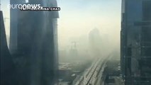 Time-lapse: Earie thick smog rolls into Beijng