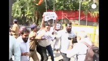 India protesters' agressive face-off against chief of Pakistan cricket board