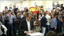 Catalonia: exit polls suggest separatist coalition will win vote