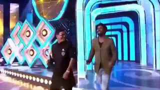 Salman Khan Funniest Performance in Awards Show 2017 [HD]