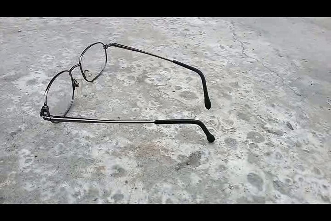 eyeglasses light