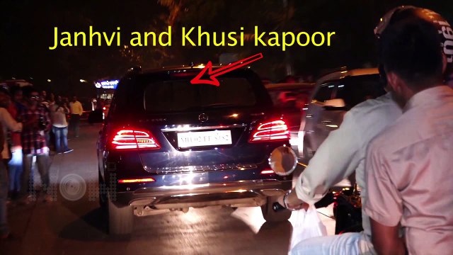 Arjun Kapoor, Janhvi Kapoor, Khushi Kapoor LEAVE for Anil Kapoor's House