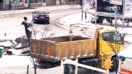 Edirne’de kar yağışı etkisini kaybetti