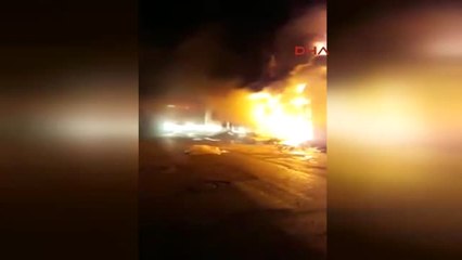 Antalya Tarihi Balbey'de Ahşap Ev Alev Alev Yandı