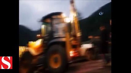 PKK�lı teröristin Türkiye�ye sızdığını öğrenen vatandaşlar olayın yaşandığı mevkiye akın etti