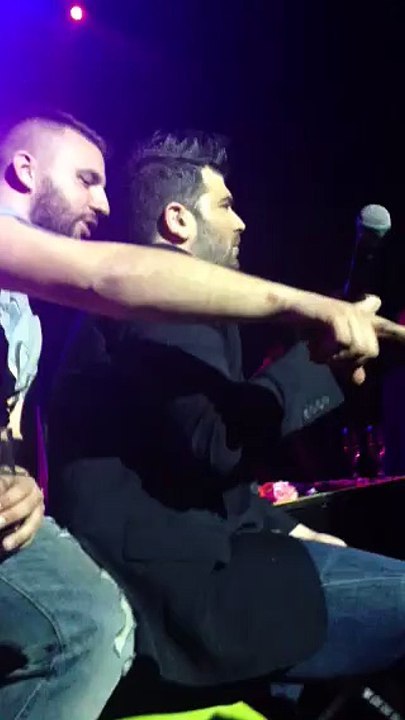 ΘΕΟΣ !!!! Παντελής Παντελίδης - Έτσι ξαφνικά | Ο καθρέφτης - Live 2014