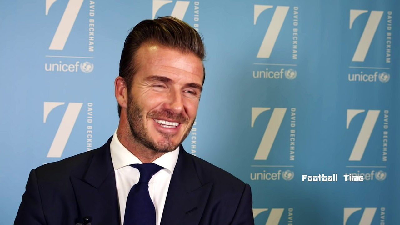 Zinedine Zidane vs Paul Scholes by David Beckham