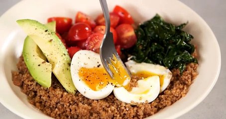 How to Make a Quinoa Breakfast Bowl with 6 minute Egg