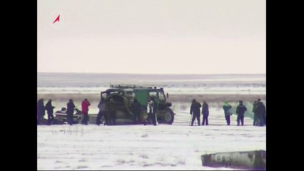 Astronautas regressam do espaço
