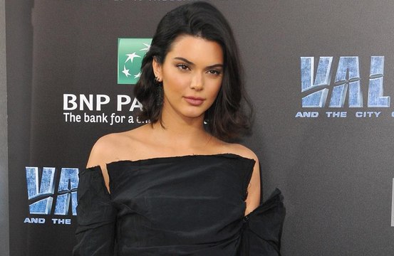 Kendall Jenner cools off Blake Griffin romance