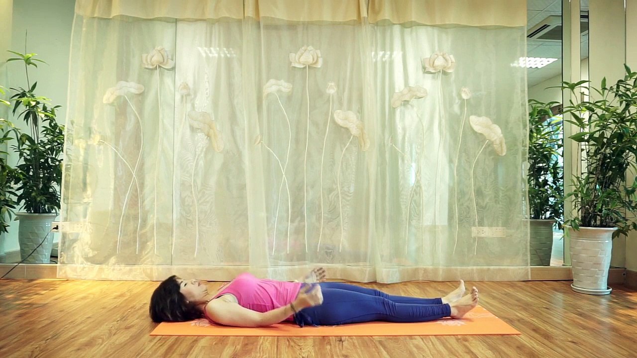 Bộ tư thế Yoga nâng cao - Tư thế vai đứng cùng Nguyễn Hiếu Yoga