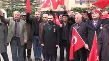 Eli Kanlı Teröristi Yakalayıp Sonra Serbest Bırakan Çekya'yı Kınıyoruz