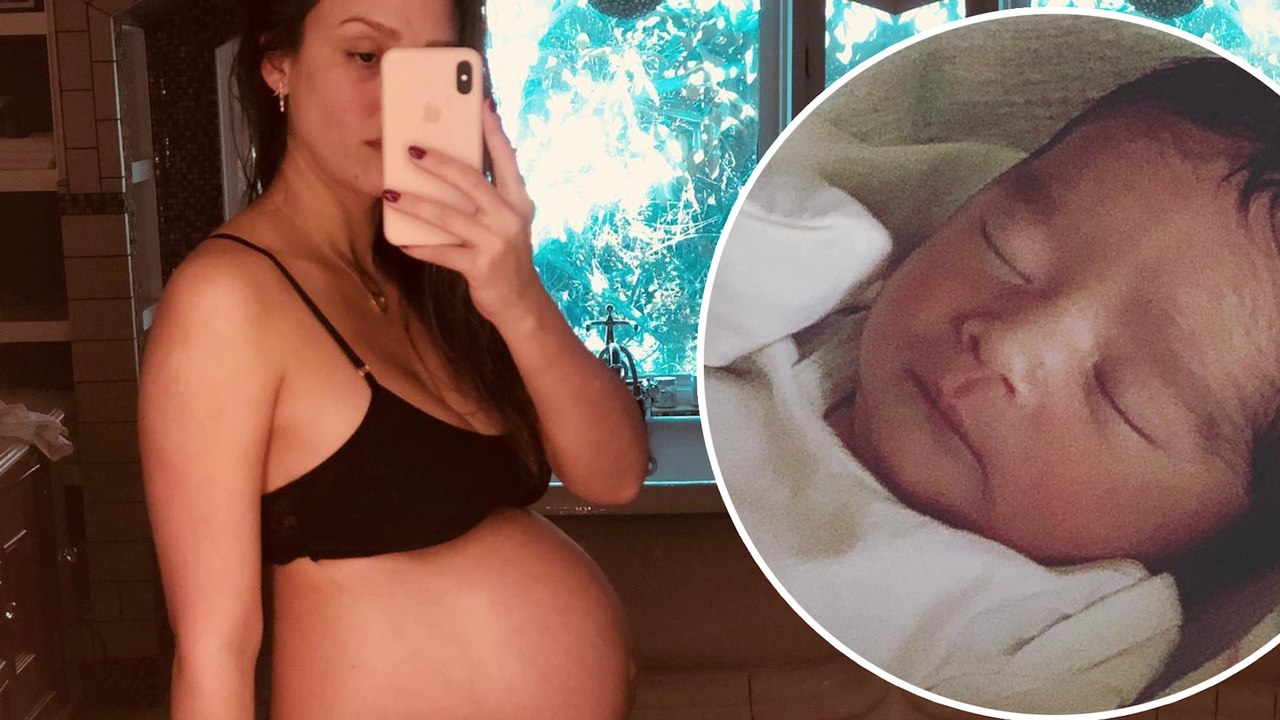 'One month ago': Jessica Alba shares throwback photo of baby belly from when she was pregnant with son Hayes.