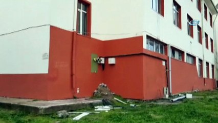 Çanakkale'de hırsızlar boşaltılan okulu soydu