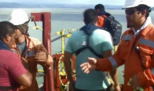 Un buque rescata a tres náufragos en Esmeraldas