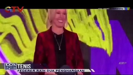 Roger Federer Raih 2 Penghargaan